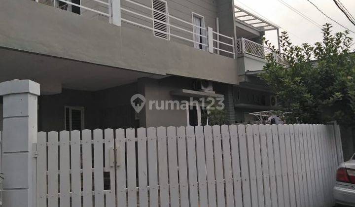 Rumah Hook Gaya Farm House, Adem, Asri, Cantik, 2 Lantai, Bsd Griya Loka 1