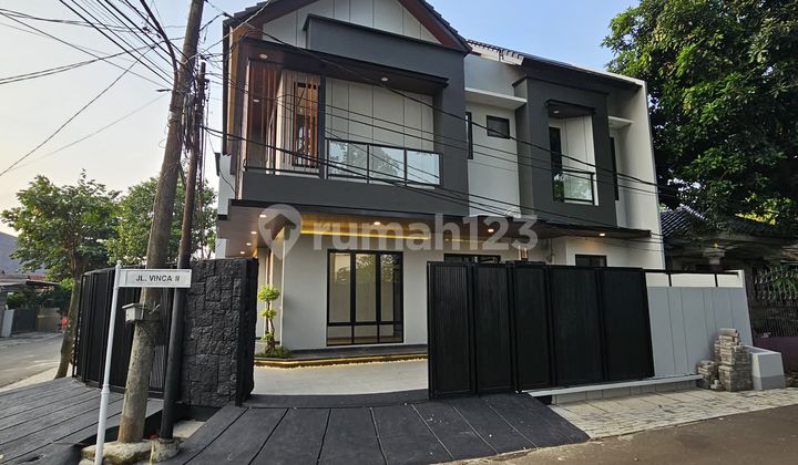 Brand New Griya Loka Bsd design mewah lingkungan Asri dan strategis