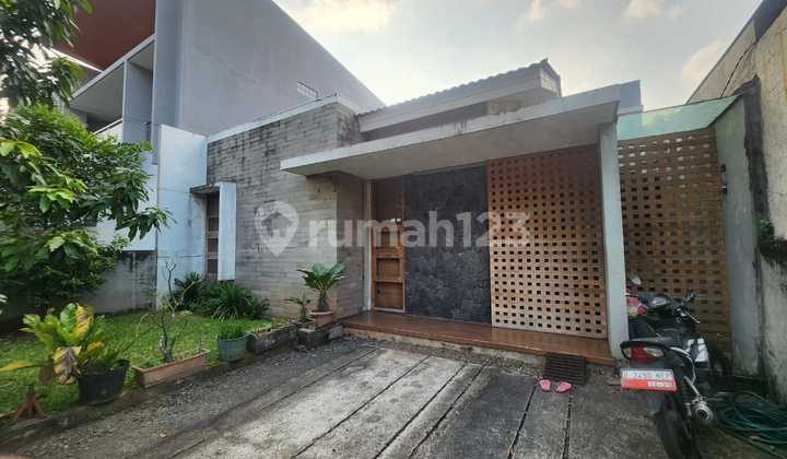 RUMAH 1LANTAI GRIYA LOKA BSD LINGKUNGAN SANGAT NYAMAN DEKAT STASIUN 