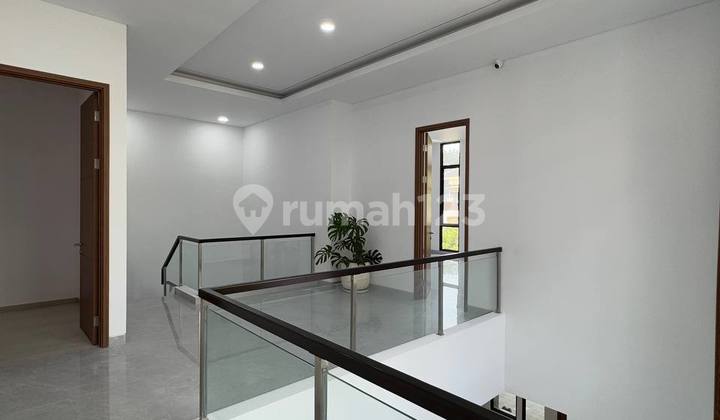 Delatinos Bsd city  Rumah Baru Siap Huni lokasi super strategis lingkungan cluster 2