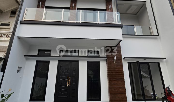BSD NUSALOKA NEW HOUSE INDEPENDENT BUILDING READY TO OCCUPY STRATEGIC LOCATION 2