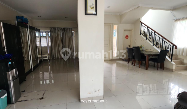 Quick sale corner house in Cluster Flamingo, The Spring Gading Serpong 2