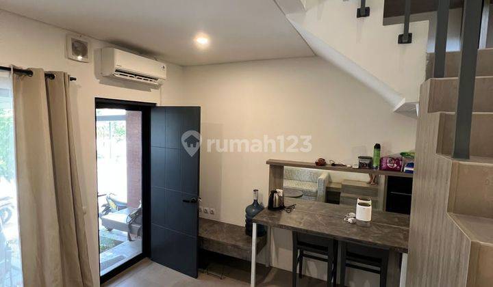 Disewakan Rumah Full Furnished Baru Siap Huni Dekat Tol Aeon BSD 2