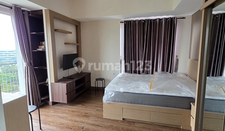 Quick Sale Casa De Parco Apartment BSD City Serpong Tangerang 2