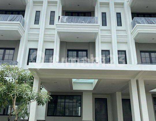 Rumah 3 Lantai di Sutera Winona Alam Sutera Tangerang Selatan 2