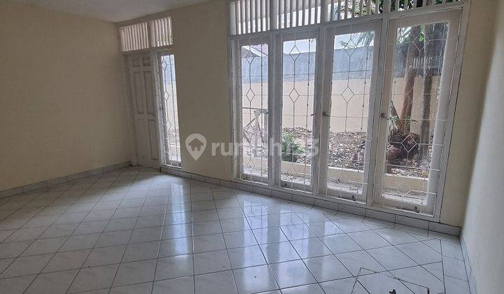 Rumah 2 Lantai di Taman Himalaya Lippo Karawaci 2 Tangerang 2