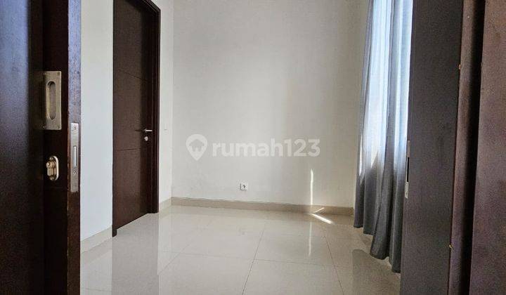 Rumah 2 Lantai di Cluster Askara Vanya Park Bsd Tangerang 2