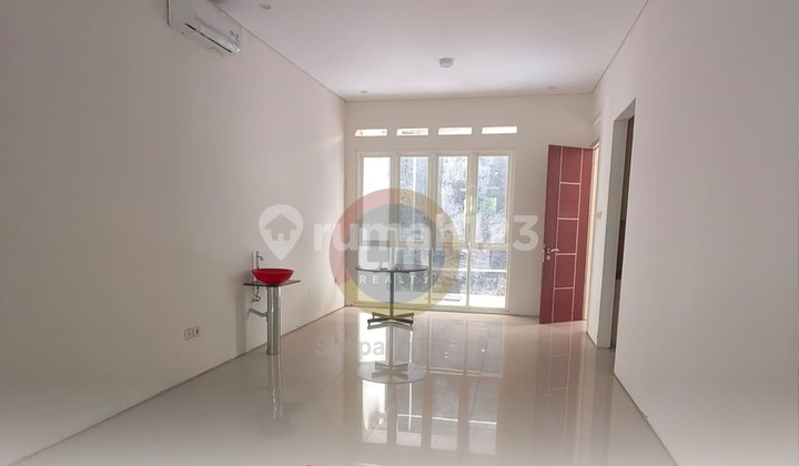 Rumah istimewa di Puspowarno dekat Superindo 1