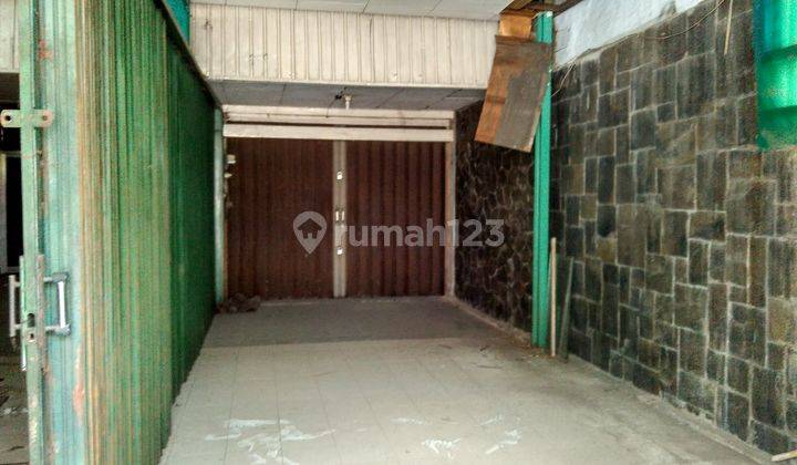 Rumah di Jalan Raya Thamrin Kawasan Premium Kota Semarang 2