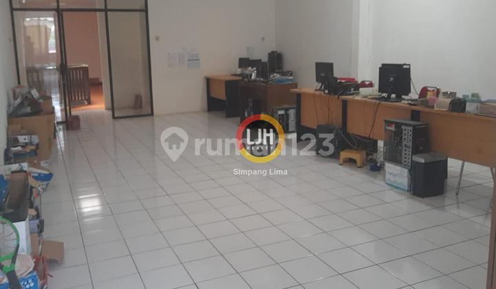 Disewakan Ruko Strategis Tempat Ramai Disewakan Ruko Strategis Tempat Ramai