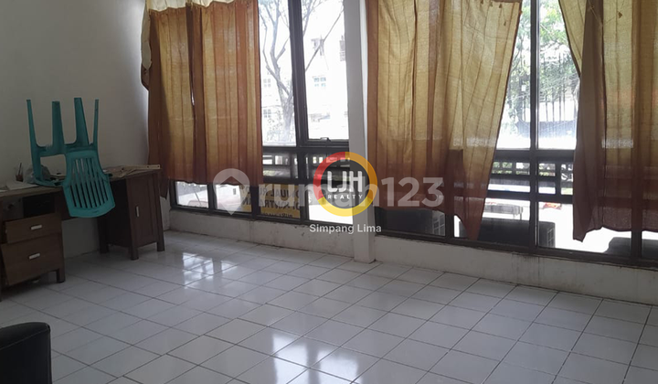 Disewakan Ruko Strategis Tempat Ramai 2