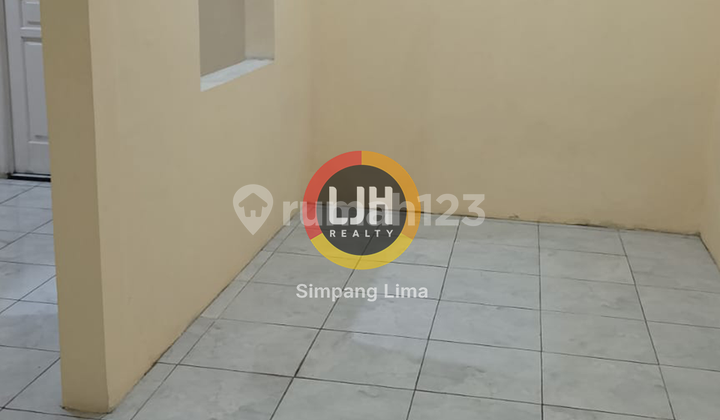 For Sale: Busy Shop House Area Parang Barong, Tlogosari 2