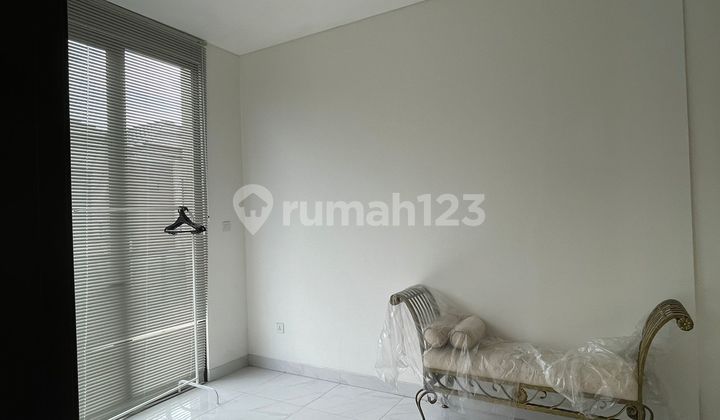 Termurah Rumah 2lantai 7x11 Baru Renov Lavon Swancity Cikupa Tangerang Termurah Rumah 2lantai 7x11 Baru Renov Lavon Swancity Cikupa Tangerang