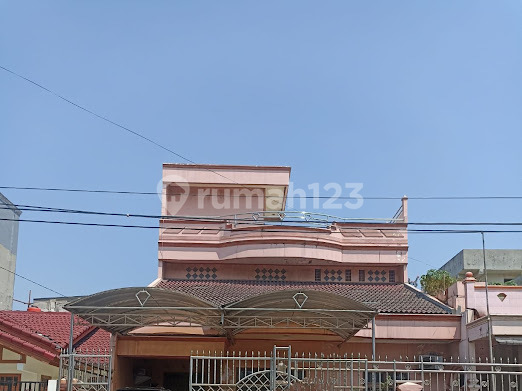 A 353m2 House on Main Road, Ideal for Business and Residence, Duta Bandara Permai, Kosambi, Tangerang