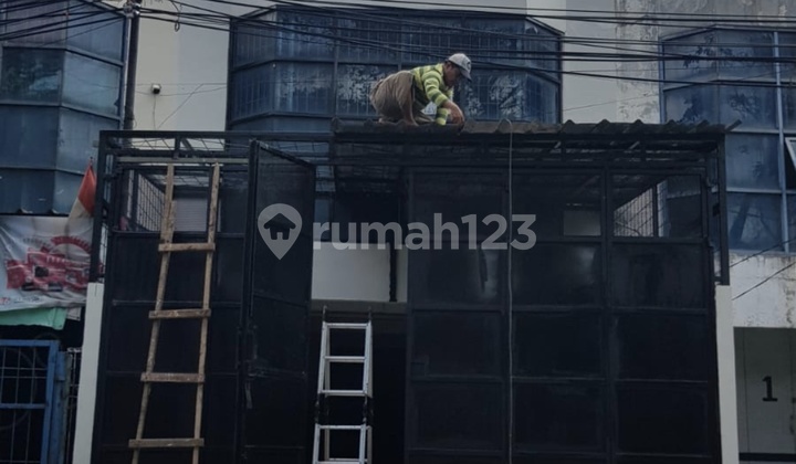 Cheapest 3-Storey SHM Shop House by Daan Mogot Main Road, West Jakarta Cheapest 3-Storey SHM Shop House by Daan Mogot Main Road, West Jakarta