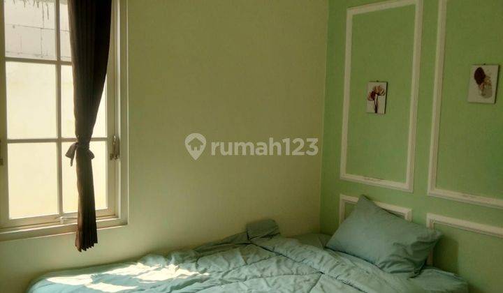 kamar tidur green menganti tanah emas, utj