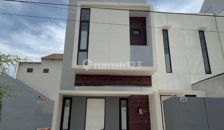 Rumah Murah Di Golden East Kebomas Free Biaya2  2