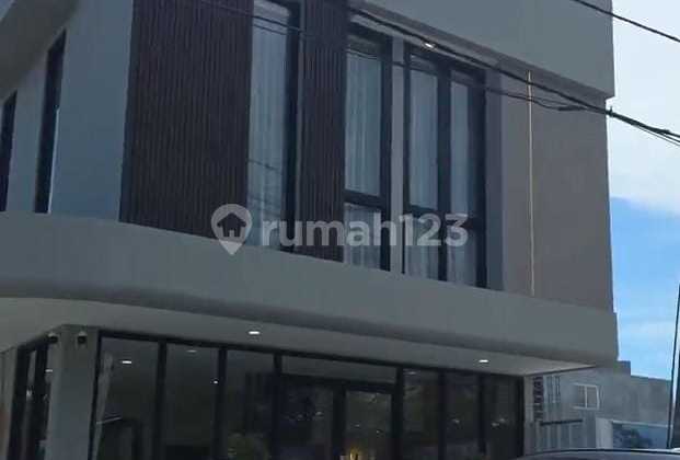 Shophouse Ruko Ekslusif Di Jalan Kembar Manyar Free Biaya