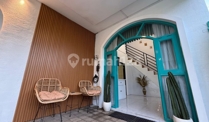 Premium Villa in the Aston Area of the Angkot Museum City of Batu