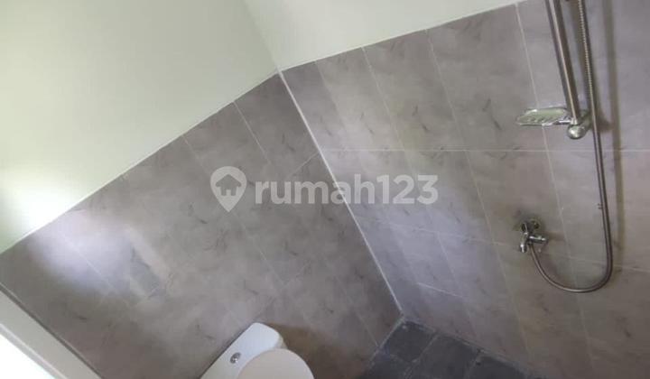 Modern Minimalist House Joyoagung Merjosari 8 minutes from UB. Modern Minimalist House Joyoagung Merjosari 8 minutes from UB.