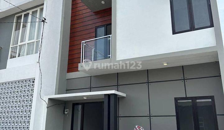 Rumah Vila Siap Operasi Lokasi Prestisius Jl Abdul Ghani Atas 1