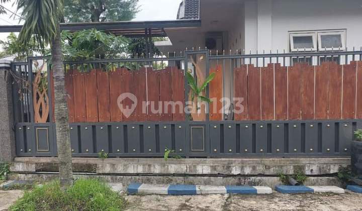 For Sale Fast Mid-City House in Dinoyo Area, Malang City 2
