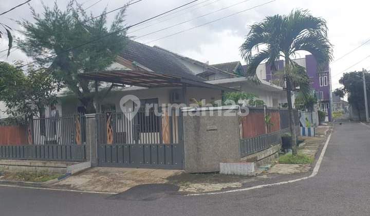 Dijual Cepat Rumah Tengah Kota Daerah Dinoyo Kota Malang Dijual Cepat Rumah Tengah Kota Daerah Dinoyo Kota Malang