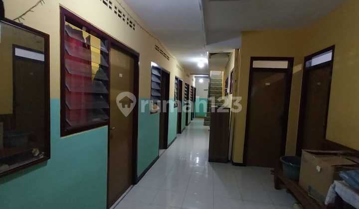 Dijual Cepat! Kos Putri Tirto Utomo Malang, Hanya 3 Menit ke Kampus UMM 3 Dijual Cepat! Kos Putri Tirto Utomo Malang, Hanya 3 Menit ke Kampus UMM 3