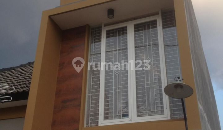 Fast Sale Ready to Live In House in Suhat City Center Malang 2