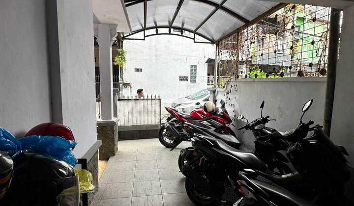 Dijual Rumah Kost Putra 300 Meter dari Kampus UMM 3 Malang