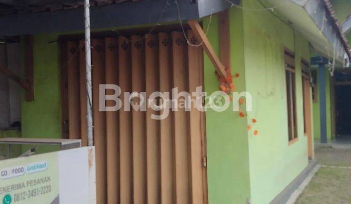 RUMAH LAHAN LUAS DI JL LETJEN PANJAITAN JEMBER  2