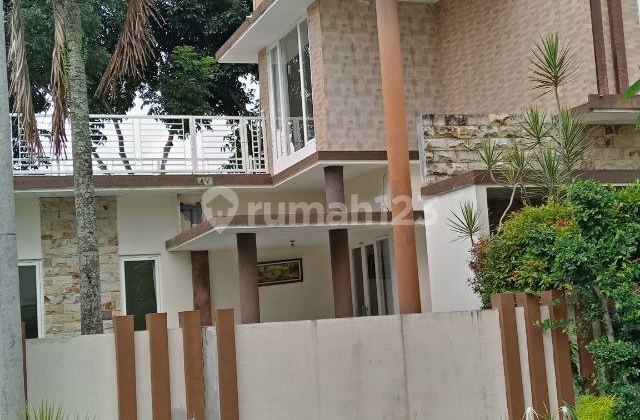 Dijual Villa Dan Swimming Pool, Di. Grand Sinensis Lawang, Malang 3