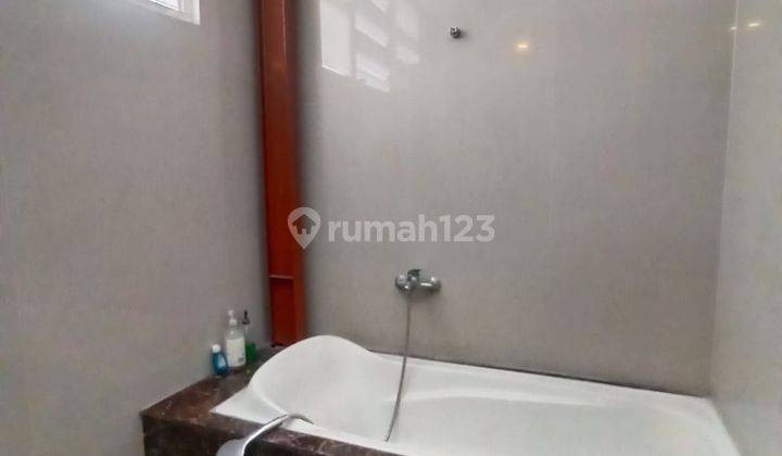 Rumah Usaha Strategis di Poros Jalan Raya Tidar Malang  2