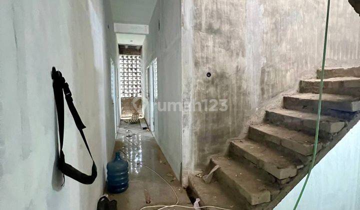 Rumah Kos Baru Furnish di Bunga Bunga Dekat Suhat Malang 2