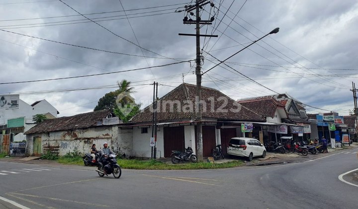 Dijual Tanah dan Bangunan Tepi Jalan Raya Hitung Tanah di Tumpang Malang