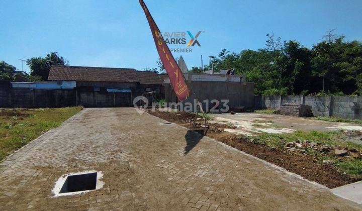 Rumah Baru Modern Dekat Exit Tol Dan Pasar di Singosari Malang 2