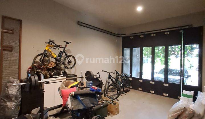 DIJUAL RUMAH MODERN DI PUSAT KOTA, DAERAH VETERAN KOTA MALANG 2