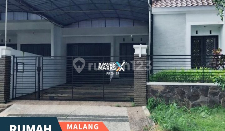 For Rent House Near Club House in the Elite Area of Istana Dieng Malang 1