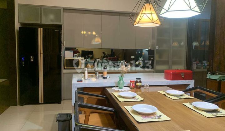 Dijual Rumah Semi Furnished di Istana Dieng Malang Kawasan Elit 2