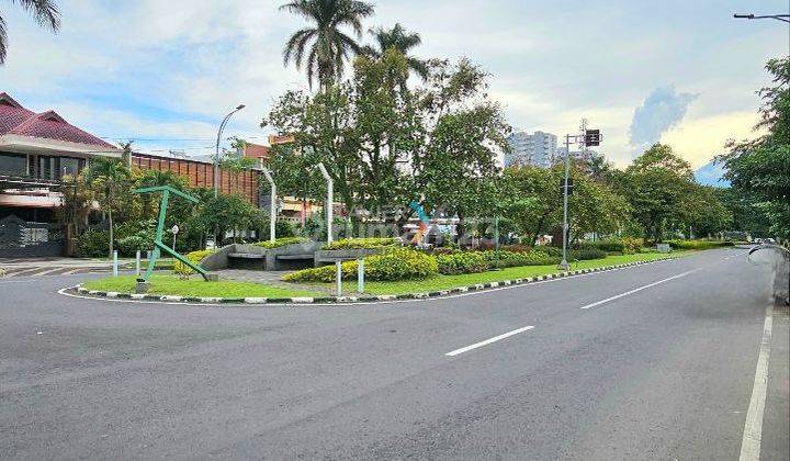 Rumah Pusat Kota Strategis di Jalan Raya Dieng Klojen Malang 2