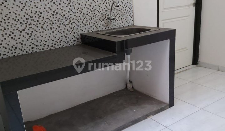 Bonus Room Strategic Shop House at Simpang Gajayana Lowokwaru Malang 2