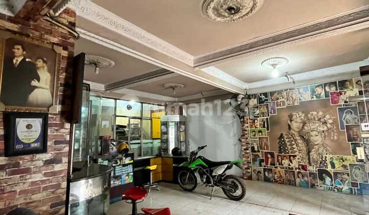 2-Unit Shop House by the Main Road in Pancoran 2