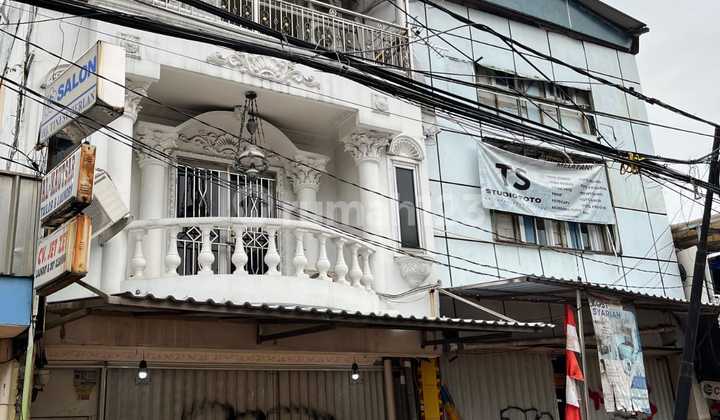 Ruko 2 Unit Dipinggir Jalan Besar di Pancoran Ruko 2 Unit Dipinggir Jalan Besar di Pancoran