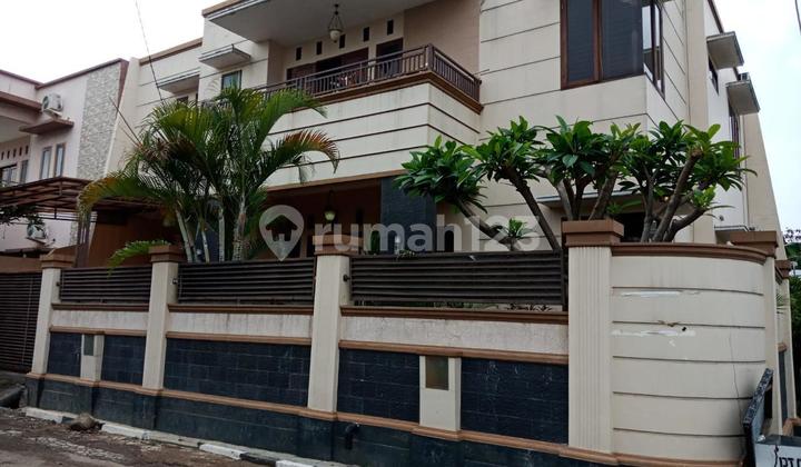 Rumah Asri 2 Lantai Di Jatiwaringin Rumah Asri 2 Lantai Di Jatiwaringin