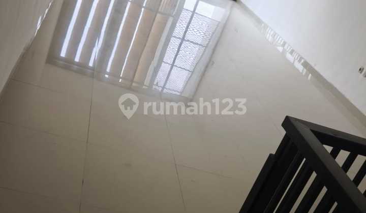 Ruko Komersil Tebet 2Lt SHM Ruko Komersil Tebet 2Lt SHM
