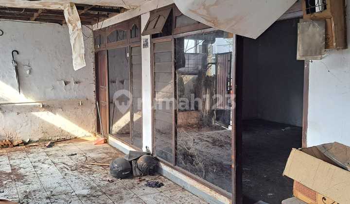 Rumah Hunian Lama di Lokasi Setiabudi Jakarta Selatan 1