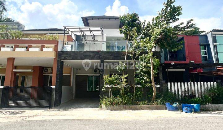 Disewakan Rumah Mewah Permata Baloi Full Furnish Siap Huni 2