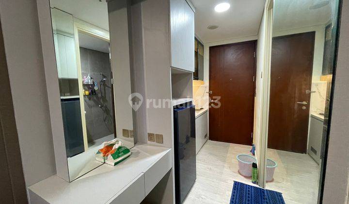 Disewakan 1 Unit Apartemen Pollux Habibie 4