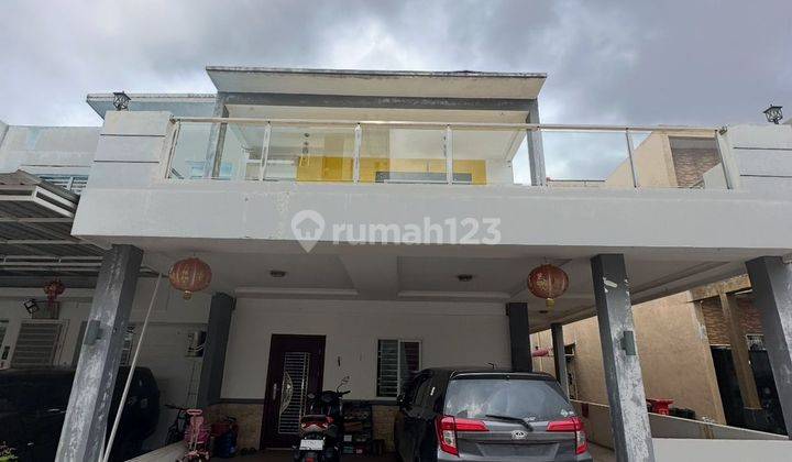 Dijual Rumah Beverly Green Posisi Hook Tengah Siap Huni 1