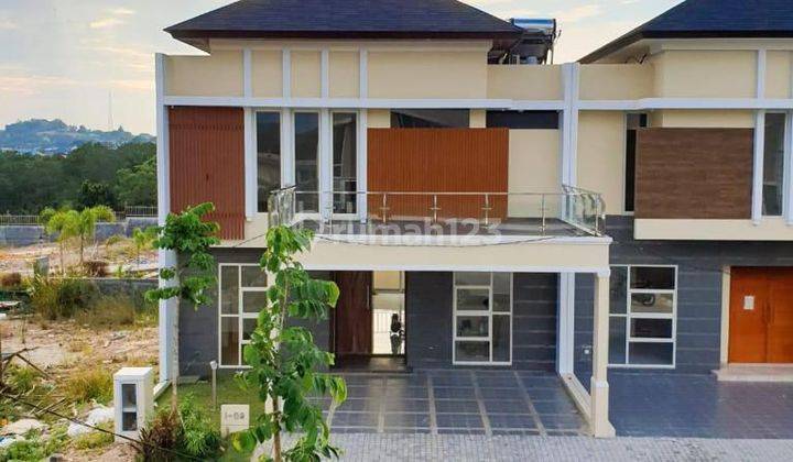 Disewakan Rumah Mewah Di The Home Full Renov Rumah Paling Tinggi	 1